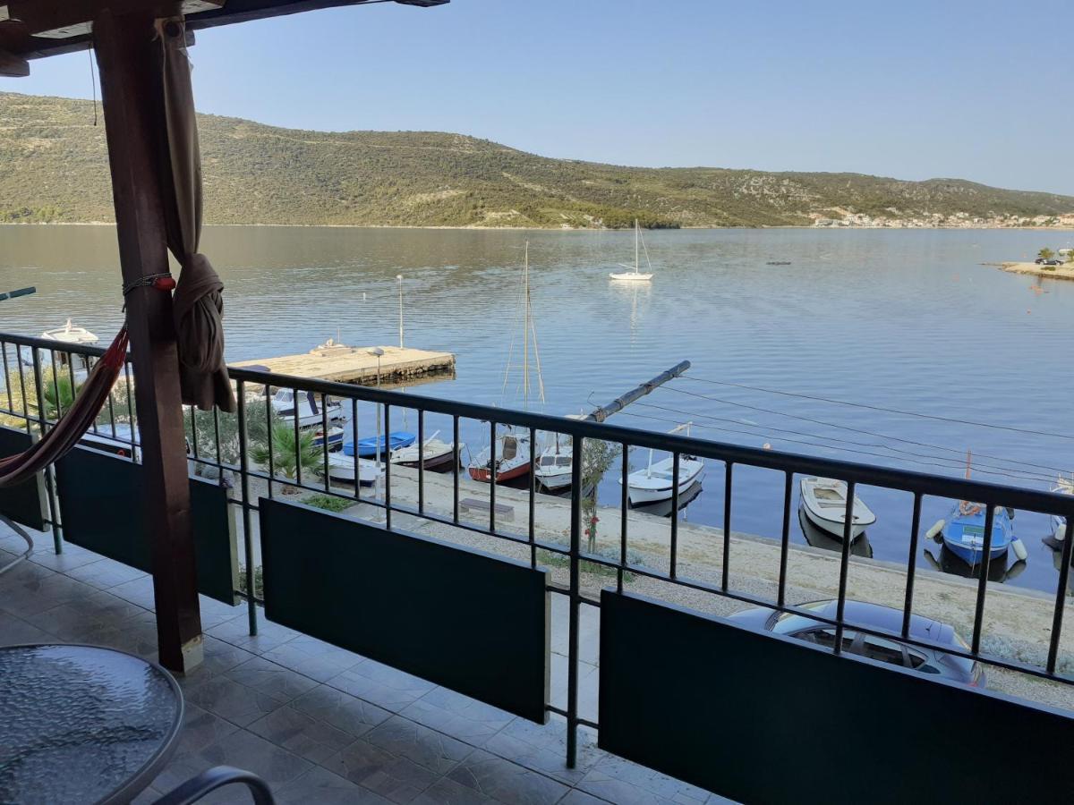 Sea View Apartment Sunrise Poljica & Blue Lagoon Rent A Boat Exterior photo
