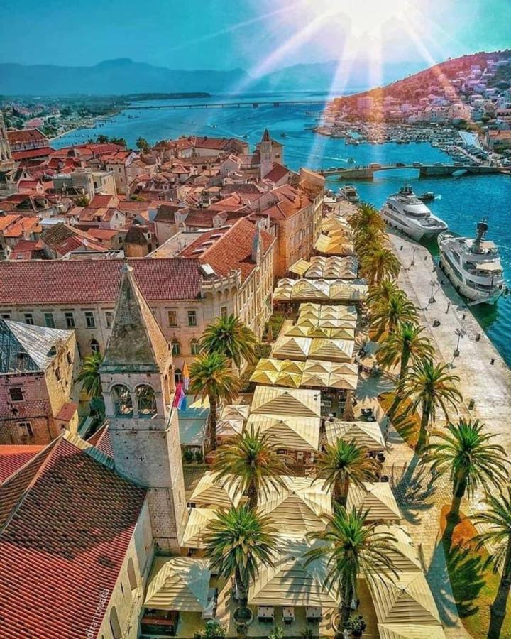 Sea View Apartment Sunrise Poljica & Blue Lagoon Rent A Boat Exterior photo