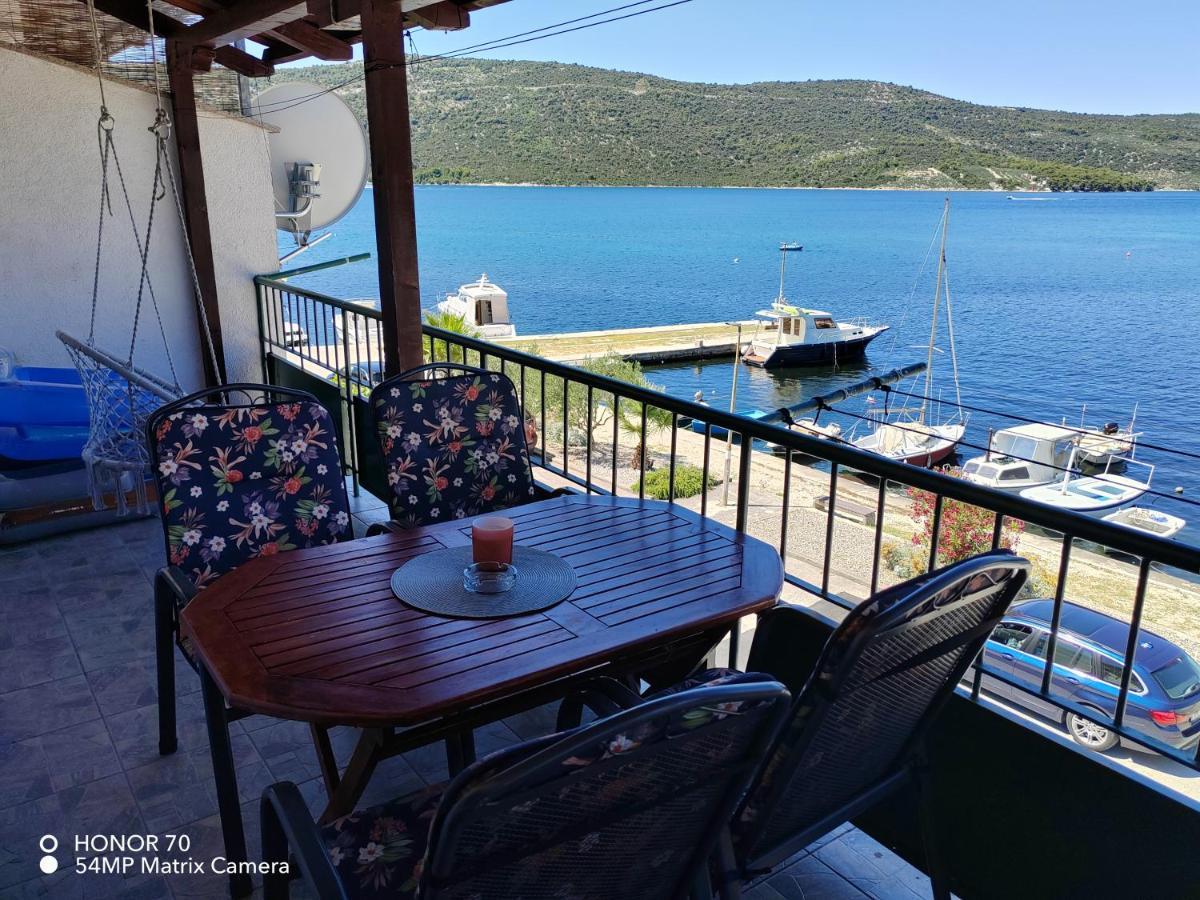 Sea View Apartment Sunrise Poljica & Blue Lagoon Rent A Boat Exterior photo